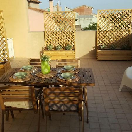 Giuly Home One Cabras Exterior photo