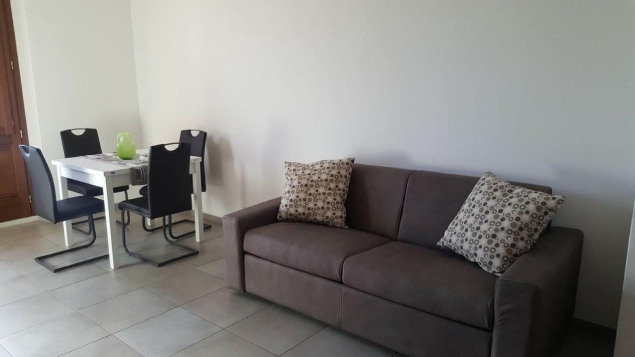 Giuly Home One Cabras Exterior photo