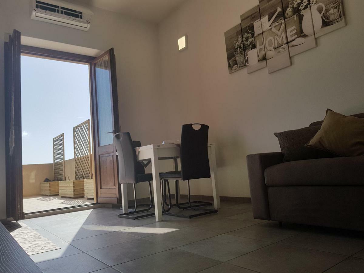 Giuly Home One Cabras Exterior photo